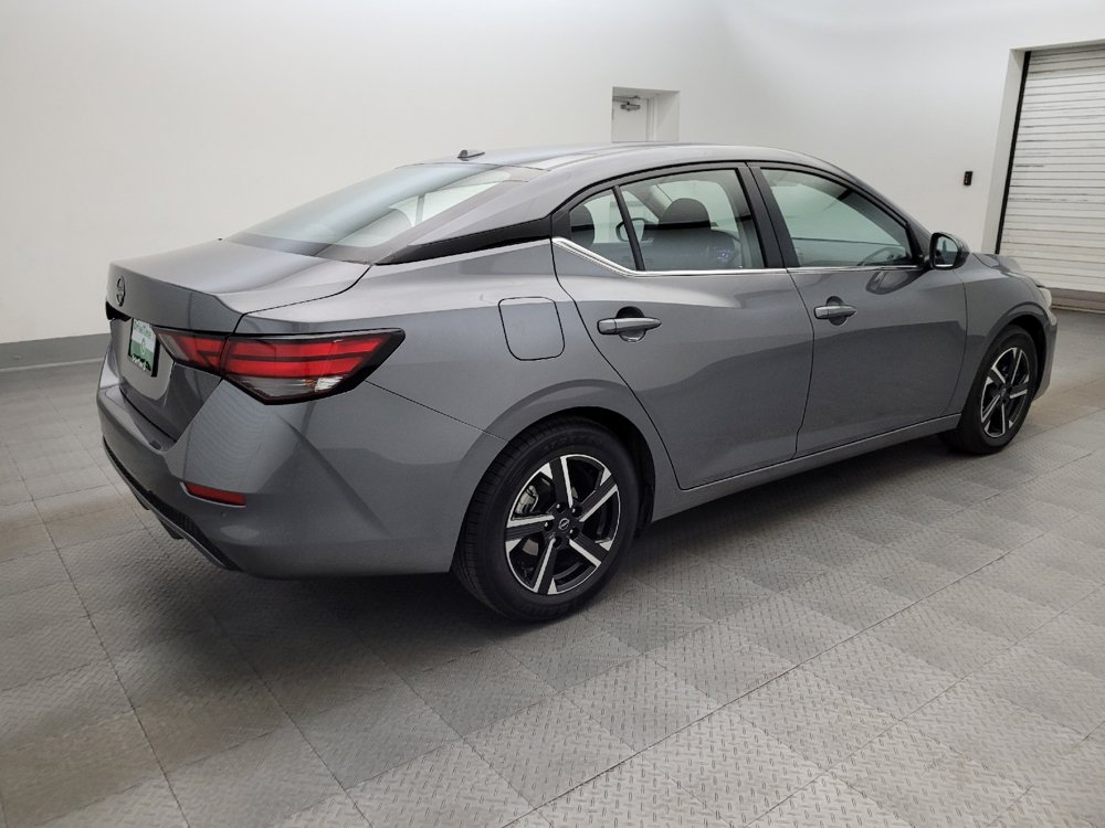 Used 2025 Nissan Sentra SV FWD image 10