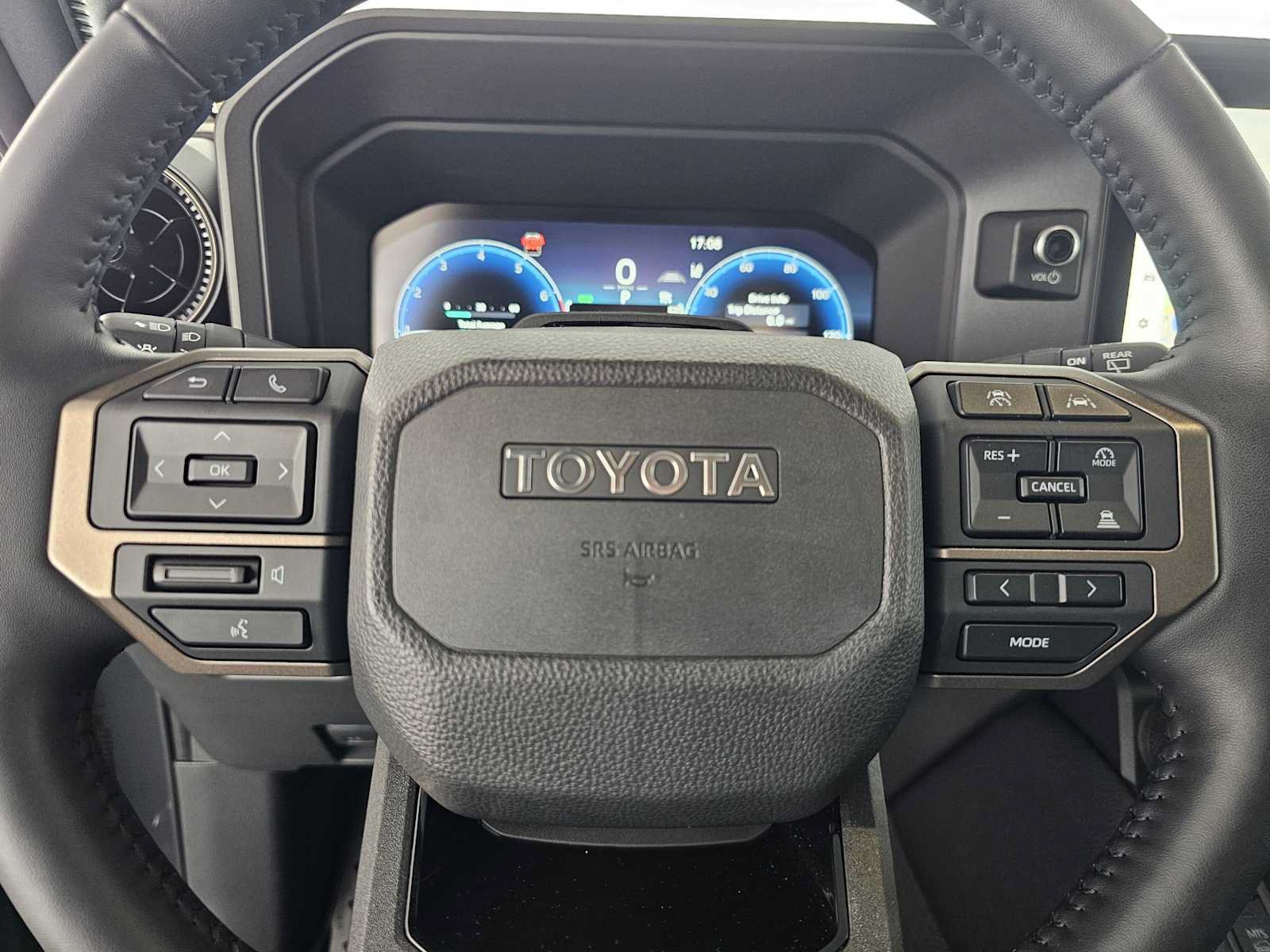 Used 2025 Toyota Land Cruiser w/ Premium Package AWD/4WD image 23
