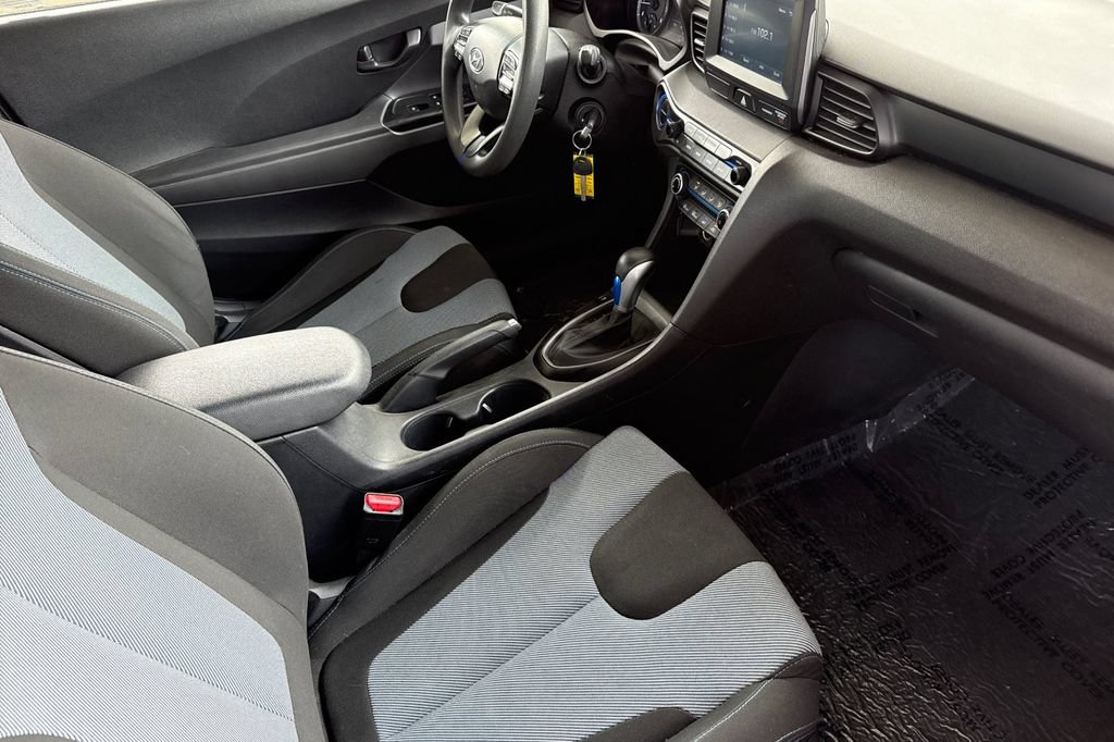 Used 2019 Hyundai Veloster 2.0 FWD image 23