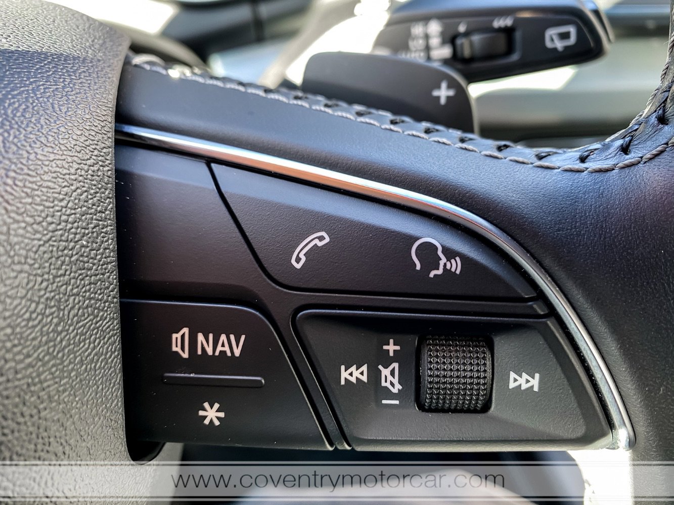 Used 2018 Audi SQ5 Prestige w/ Prestige Package image 37