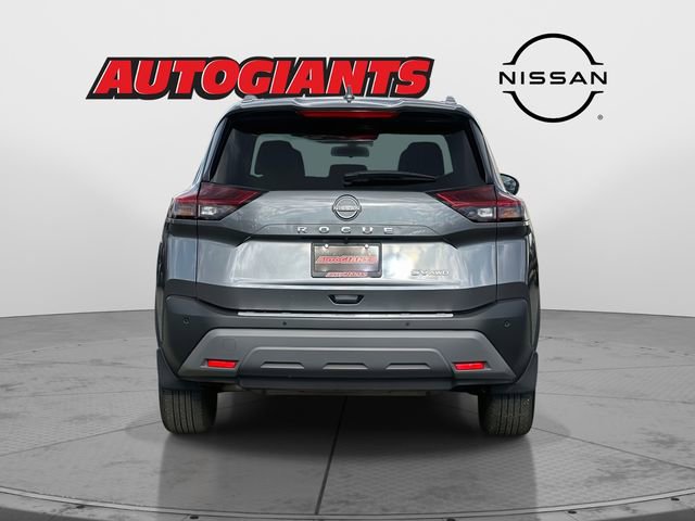 Used 2022 Nissan Rogue SV w/ SV Premium Package image 4