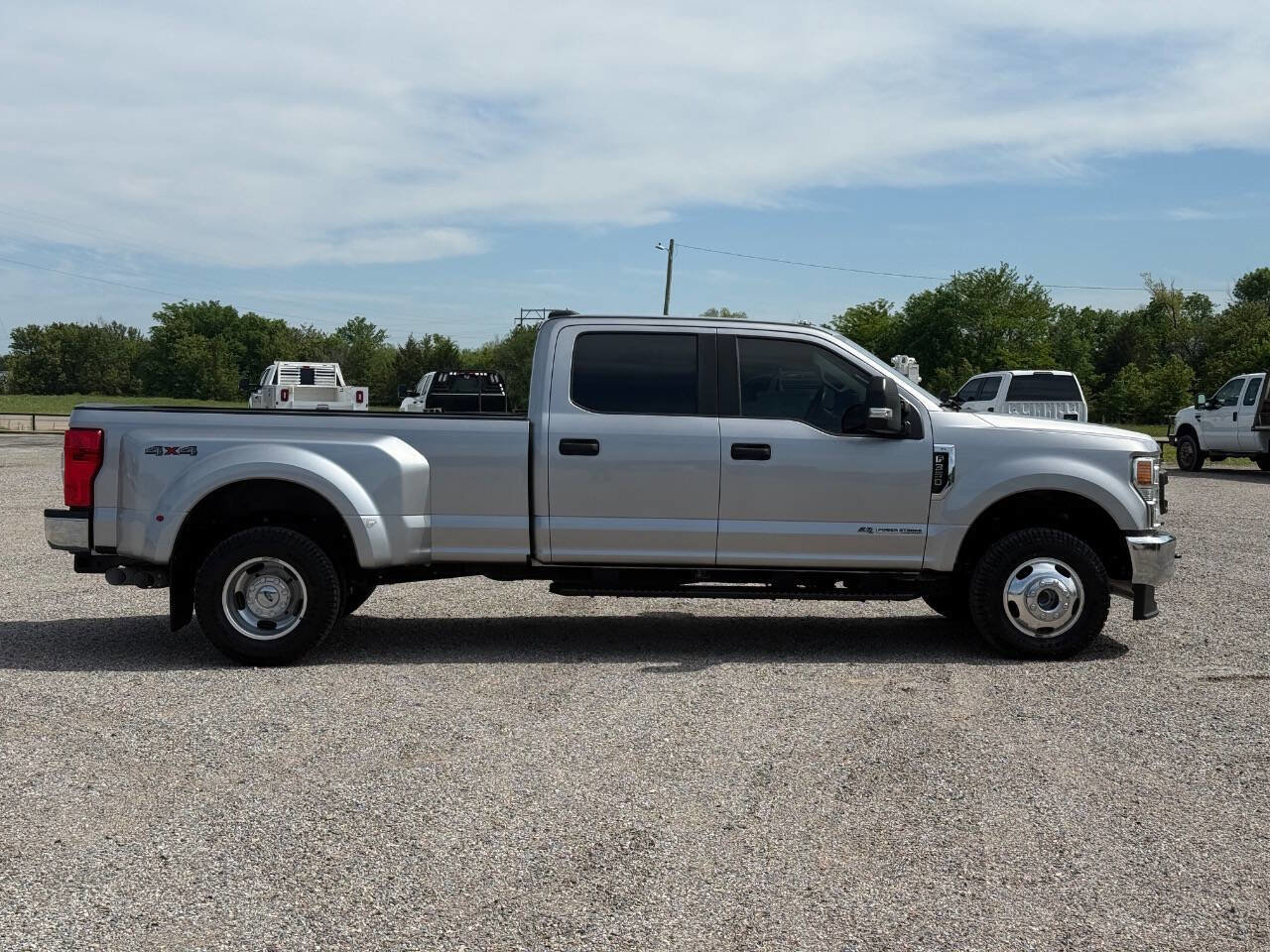 Used 2020 Ford F350 XL w/ Power Equipment Group AWD/4WD image 4