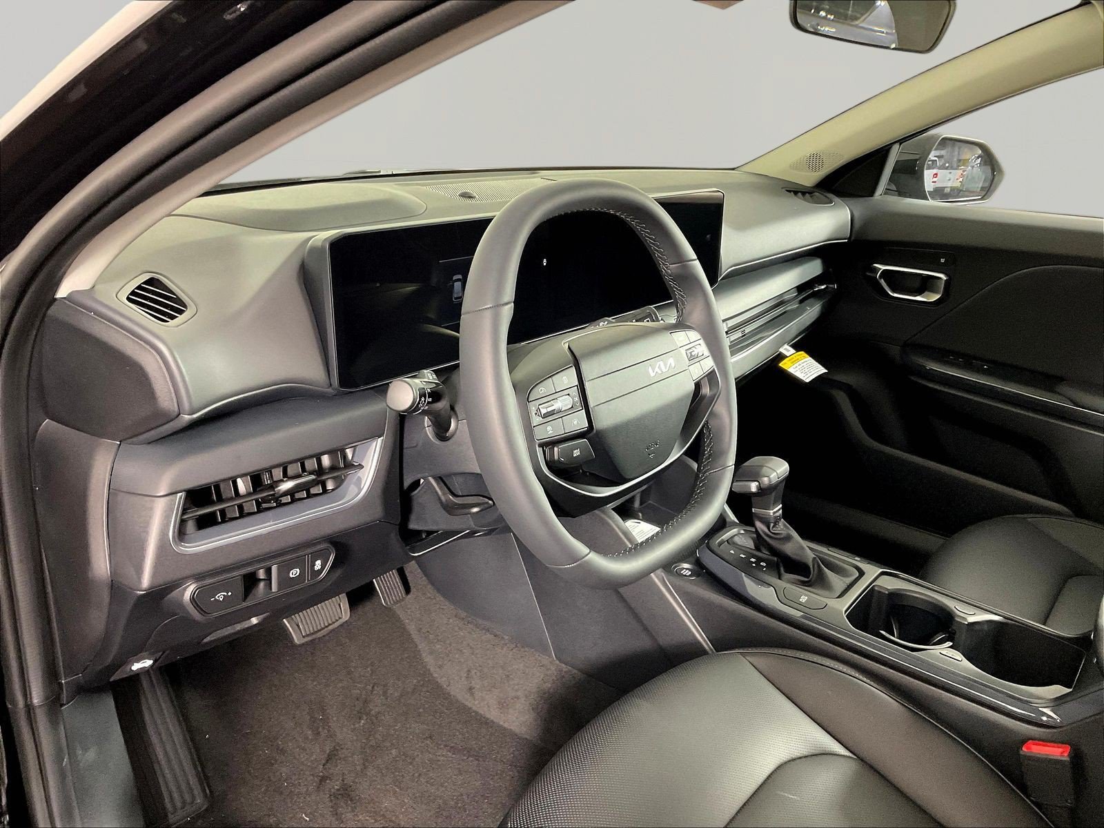 New 2026 Kia K4 EX FWD image 14