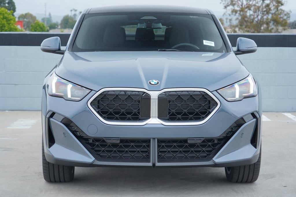 New 2026 BMW X2 xDrive28i w/ Convenience Package AWD/4WD image 2