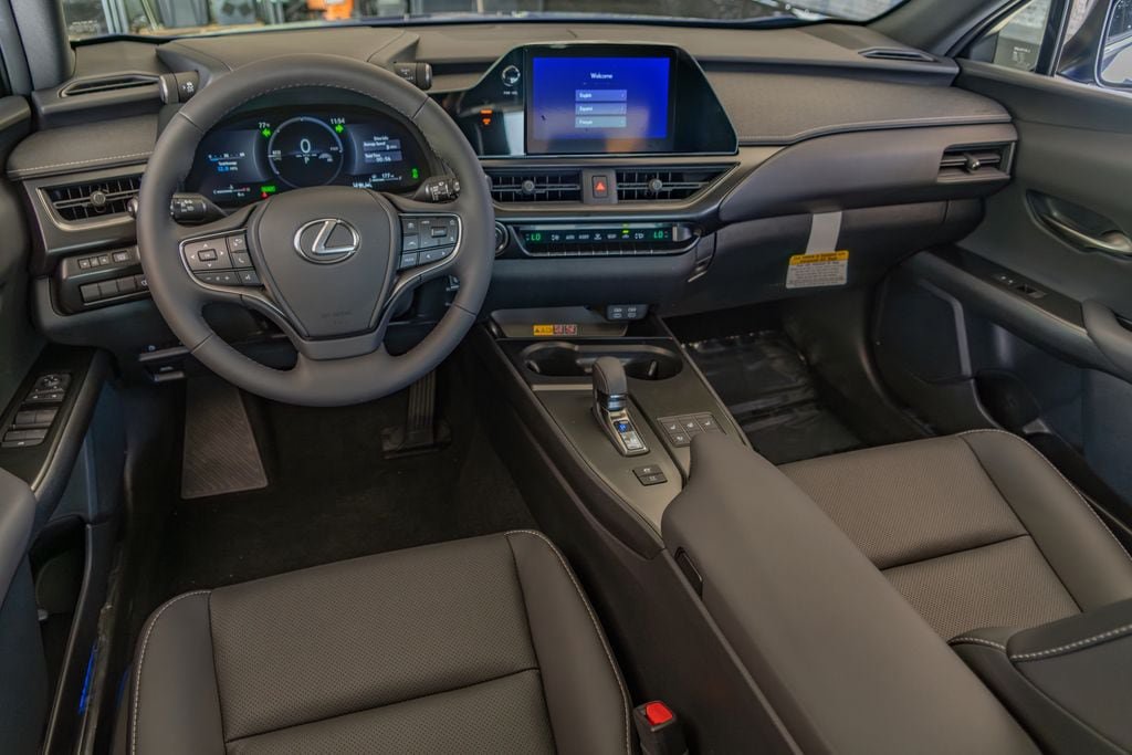 New 2026 Lexus UX 300h AWD image 11