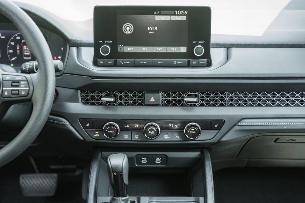 Certified 2025 Honda Accord SE image 16