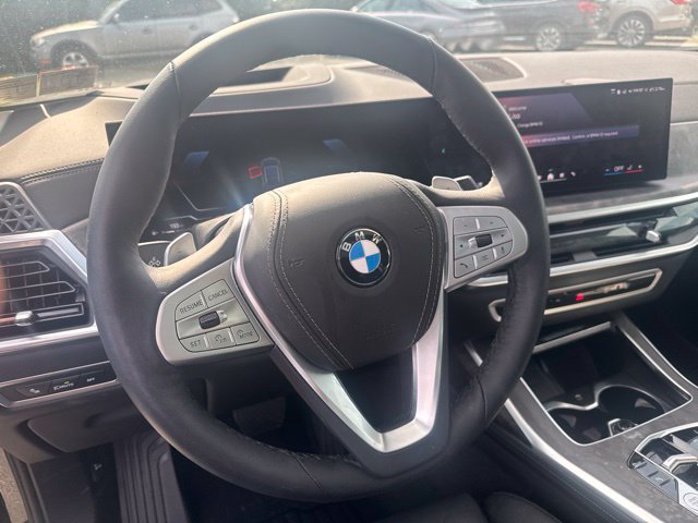 Used 2026 BMW X7 xDrive40i w/ Premium Package AWD/4WD image 29