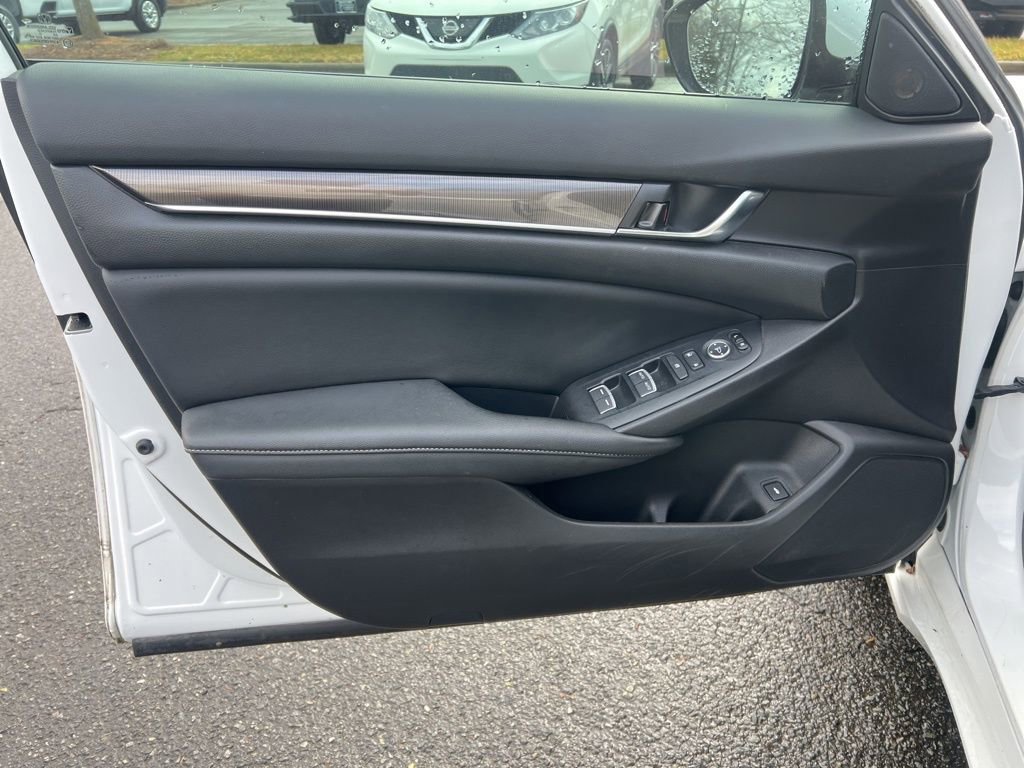 Used 2020 Honda Accord Sport image 17