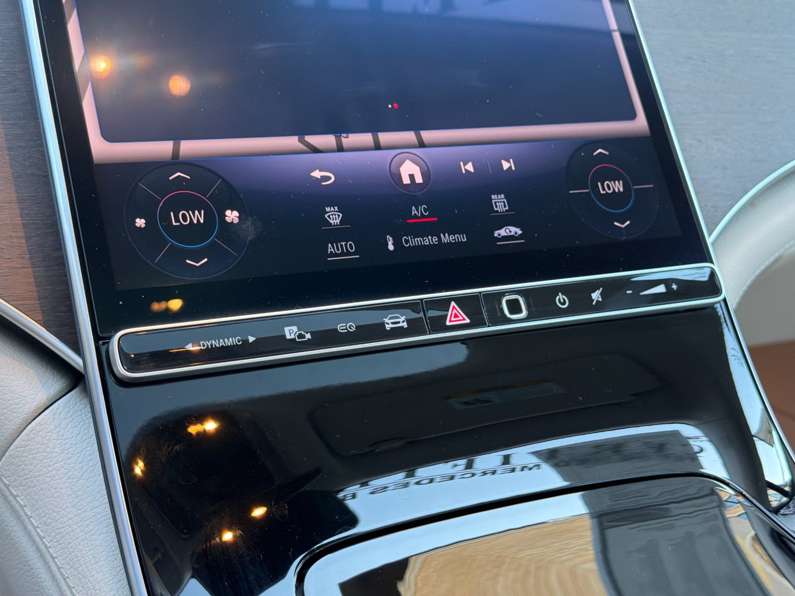 Used 2022 Mercedes-Benz EQS 450+ Sedan image 18