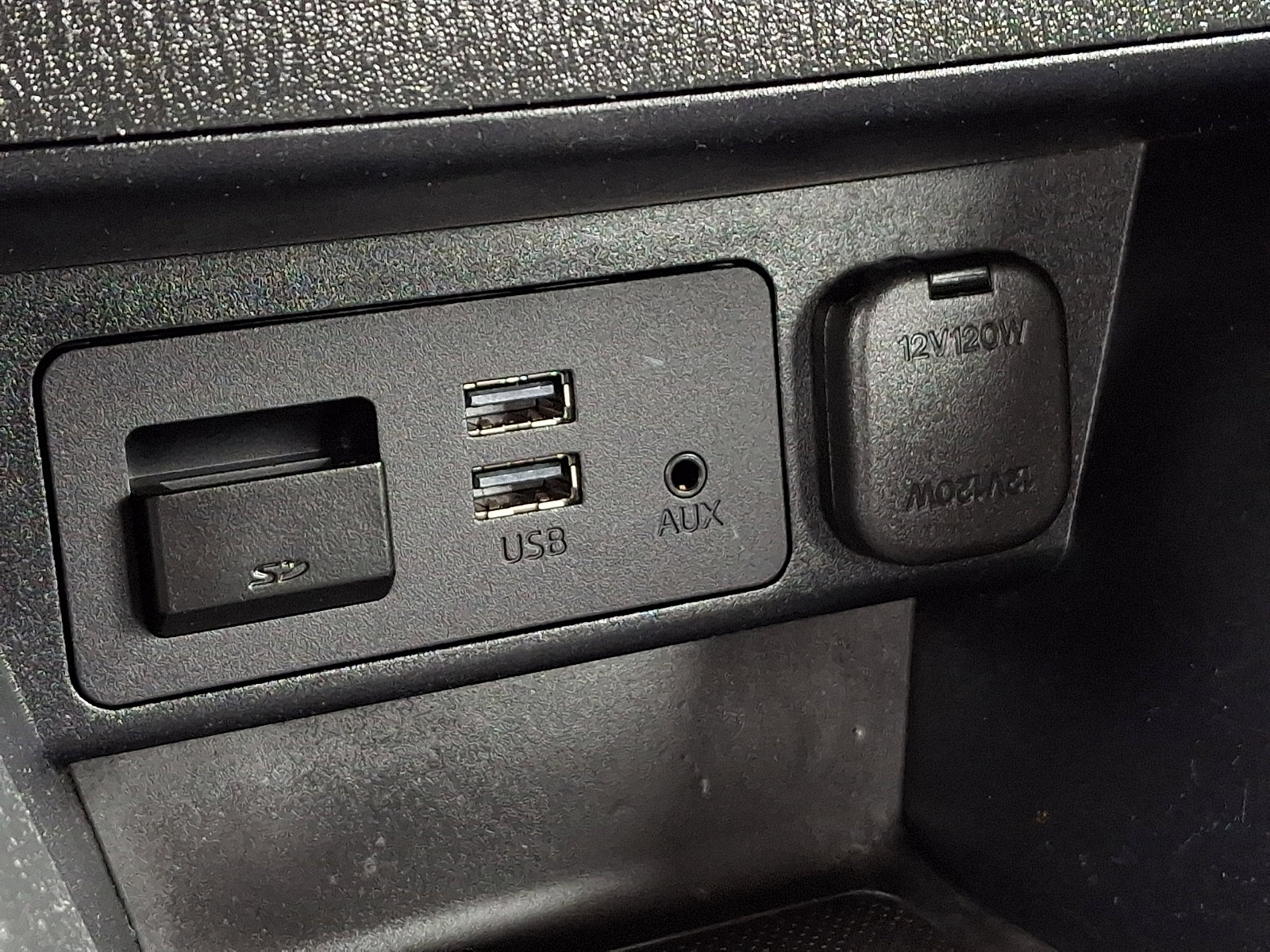 Used 2019 Toyota Yaris LE image 23