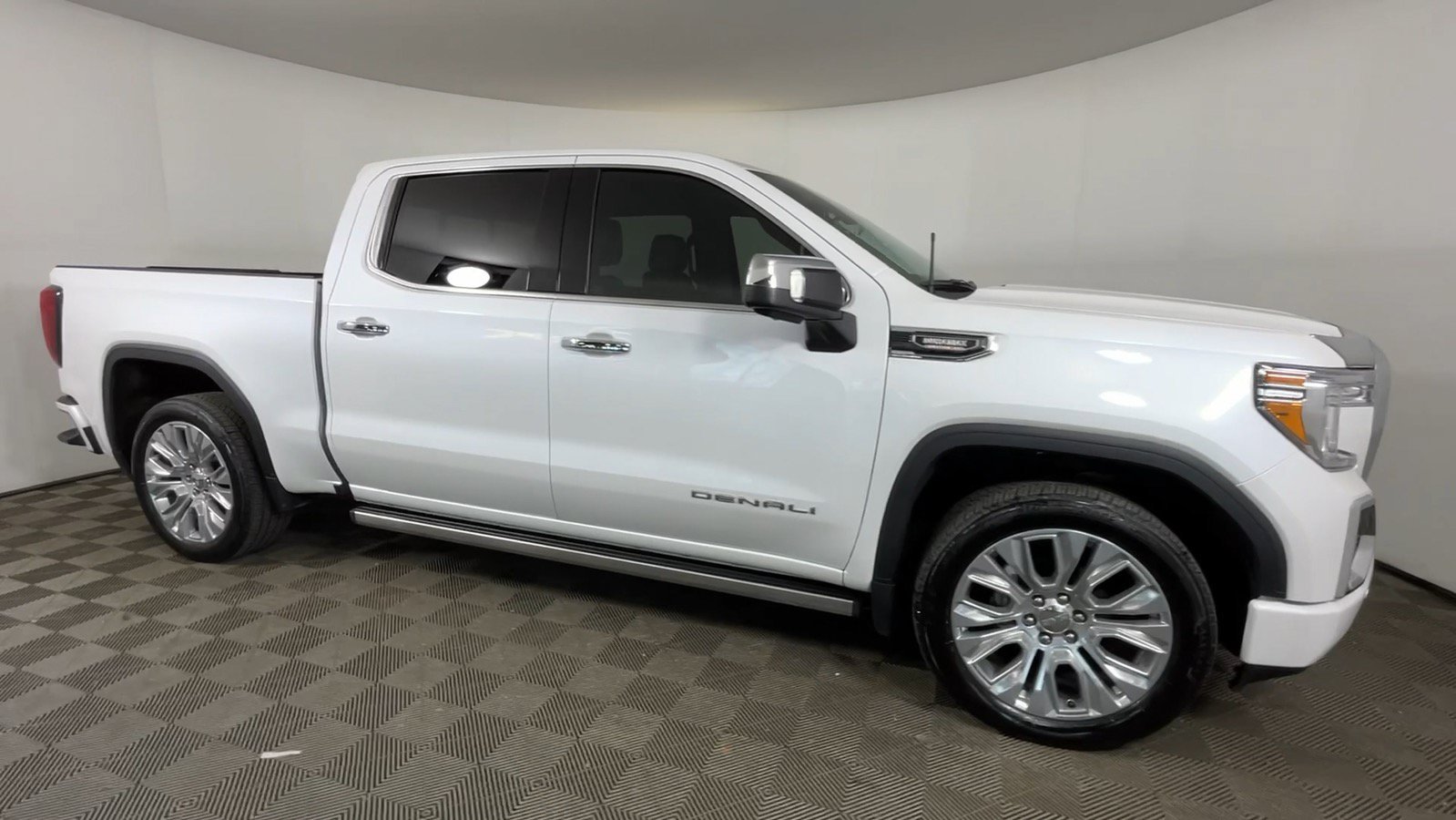 Used 2021 GMC Sierra 1500 Denali w/ Denali Ultimate Package AWD/4WD image 5
