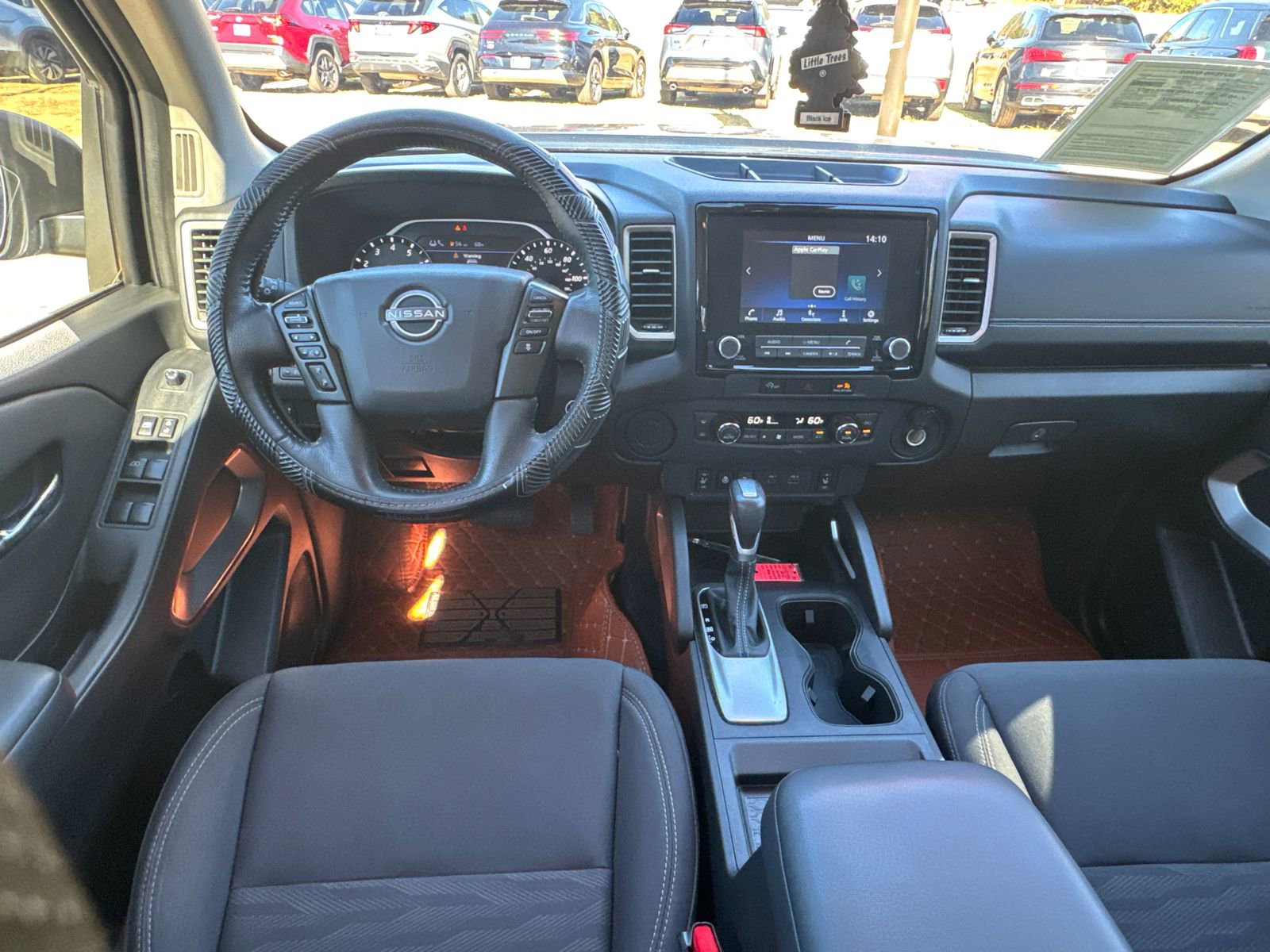 Used 2024 Nissan Frontier SV w/ SV Convenience Package image 22
