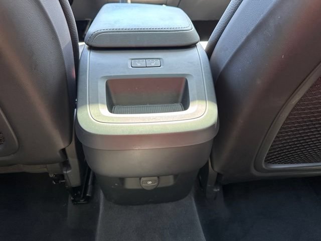 Certified 2025 Volvo XC60 B5 Plus AWD/4WD image 16