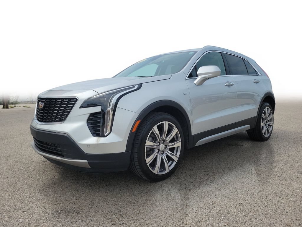 Used 2020 Cadillac XT4 Premium Luxury w/ Cold Weather Package AWD/4WD image 2