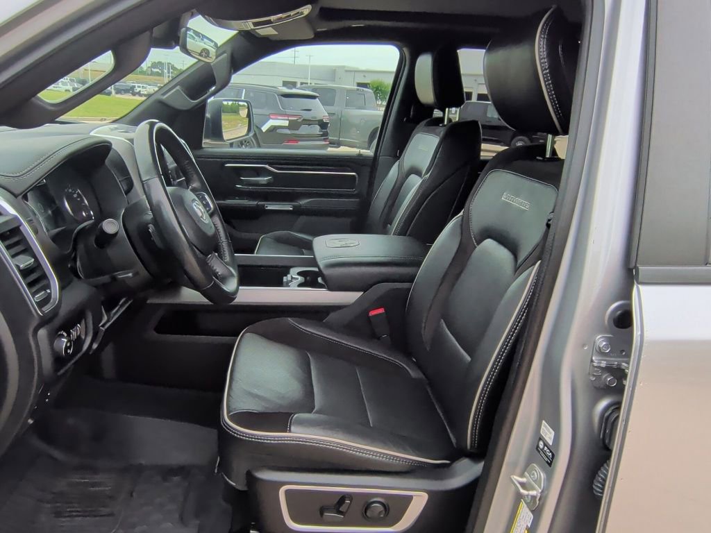 Used 2024 RAM 1500 Laramie AWD/4WD image 12