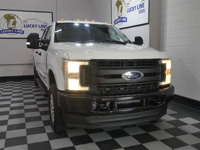 Used 2017 Ford F250 XL w/ Power Equipment Group AWD/4WD image 4
