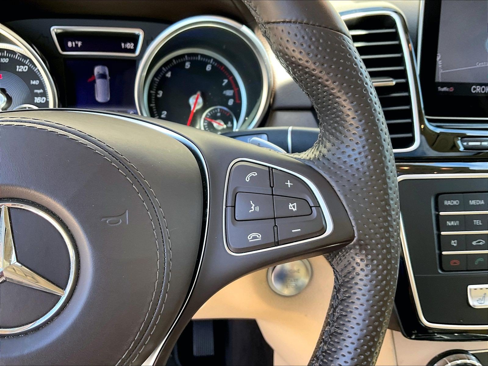 Used 2019 Mercedes-Benz GLS 450 4MATIC image 19
