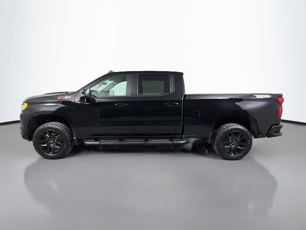 Used 2025 Chevrolet Silverado 1500 LT Trail Boss w/ Convenience Package II AWD/4WD image 9