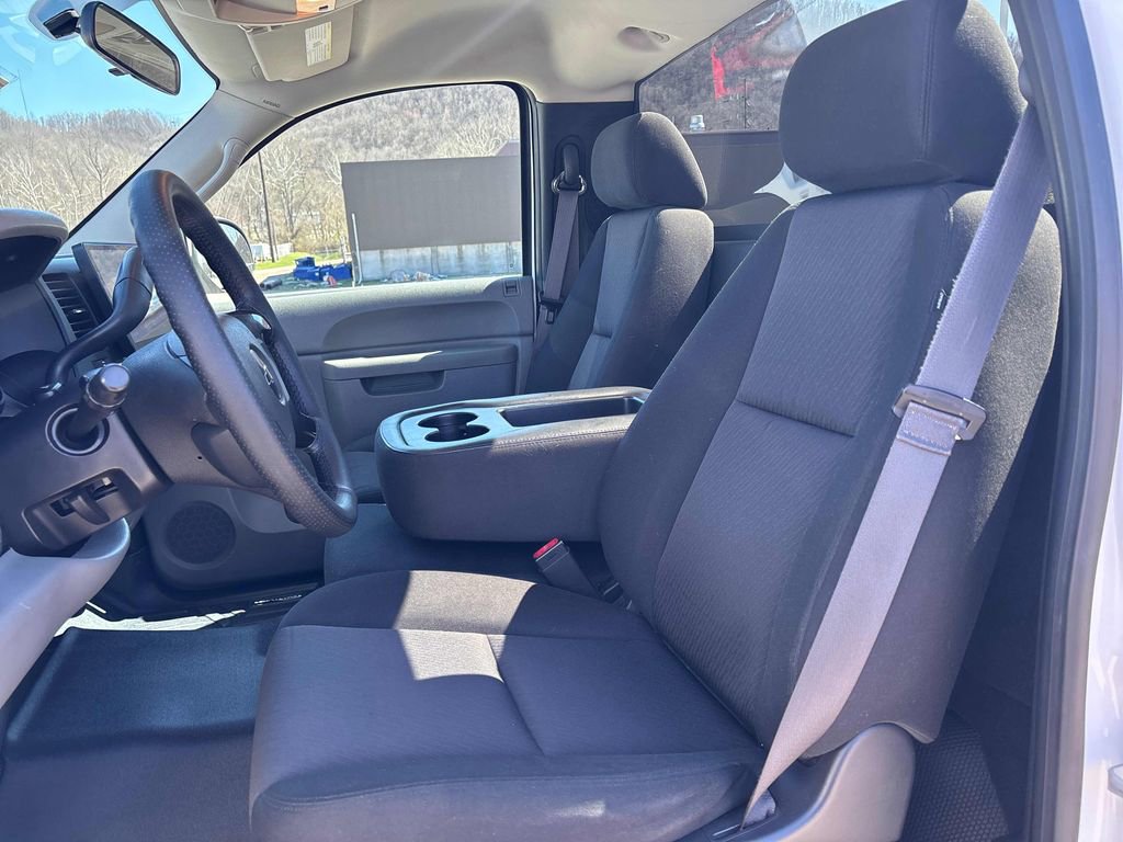 Used 2013 Chevrolet Silverado 1500 W/T image 11