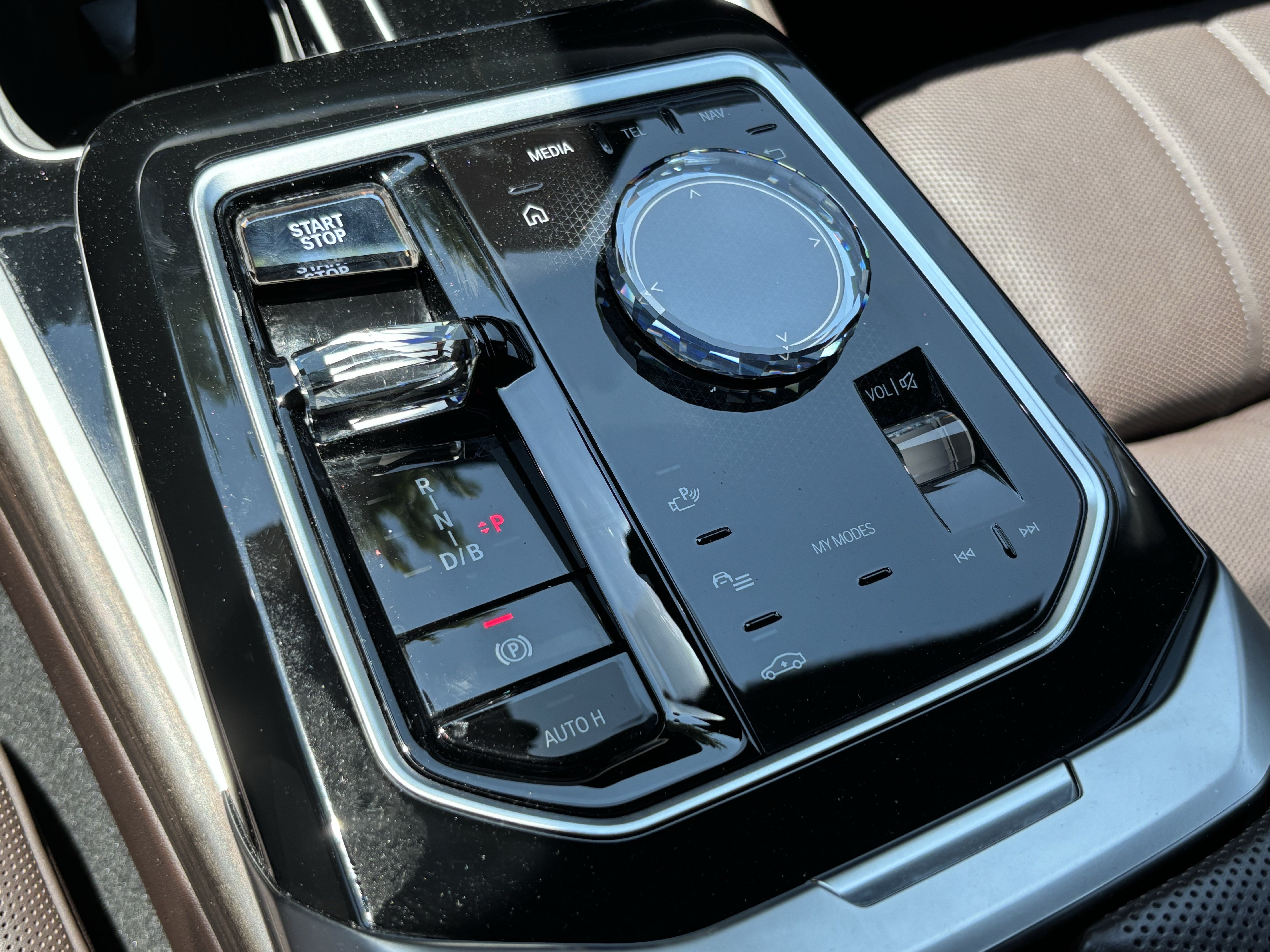 Certified 2023 BMW i7 xDrive60 AWD/4WD image 26