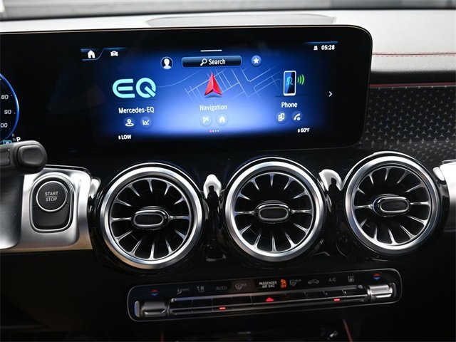 Used 2024 Mercedes-Benz EQB 250+ image 11