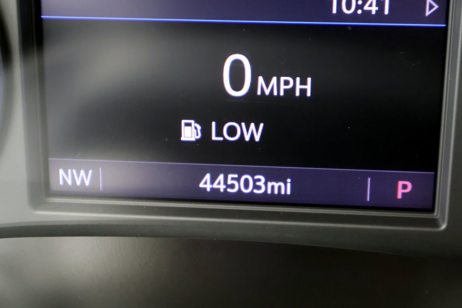 Used 2023 Buick Enclave Essence w/ Sport Touring Edition FWD image 29