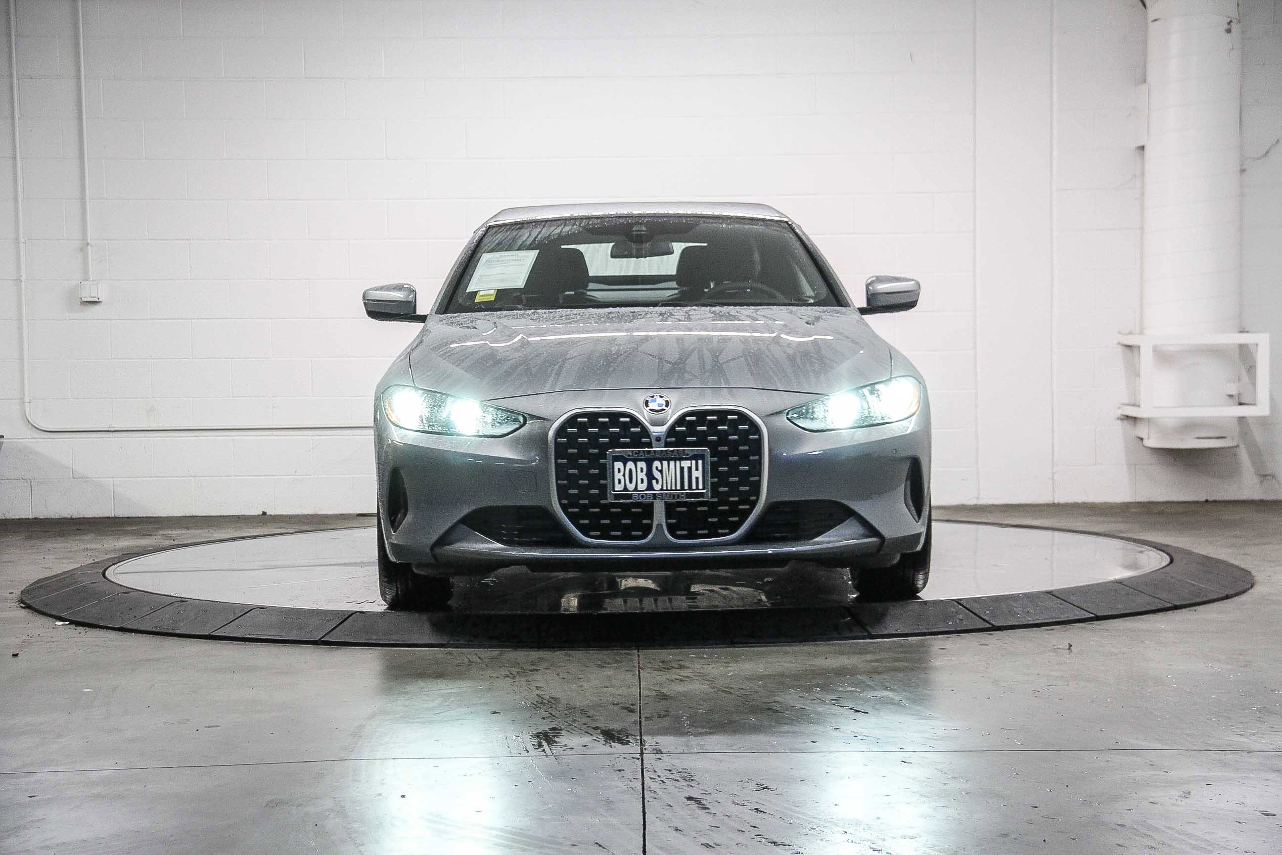 Used 2025 BMW 430i Convertible w/ Premium Package image 2