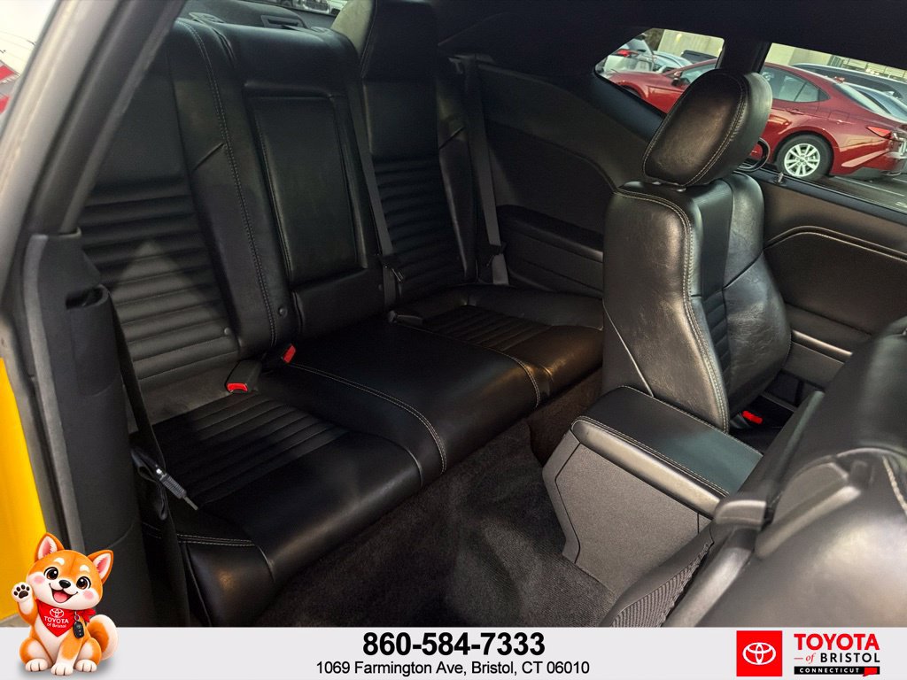 Used 2010 Dodge Challenger R/T RWD image 32