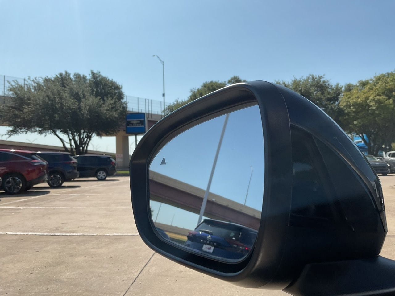 Certified 2026 Nissan Kicks SV FWD image 21
