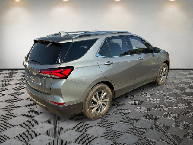 Used 2023 Chevrolet Equinox Premier AWD/4WD image 6