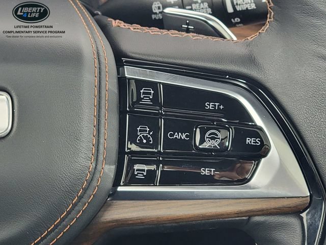 Used 2024 Jeep Grand Cherokee Summit w/ Adv Protech Group IV AWD/4WD image 33