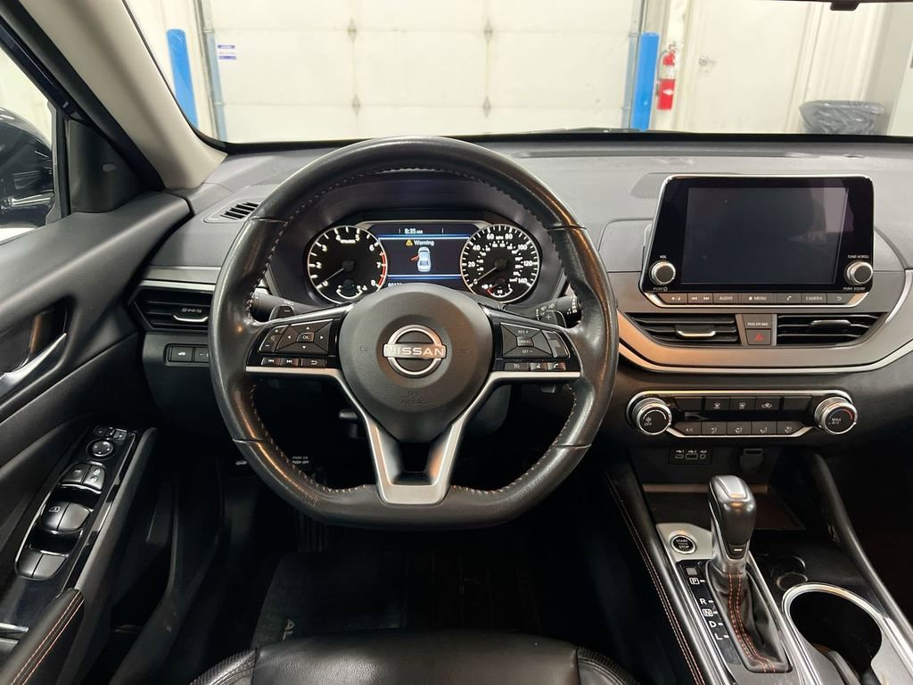 Used 2024 Nissan Altima 2.5 SR image 11