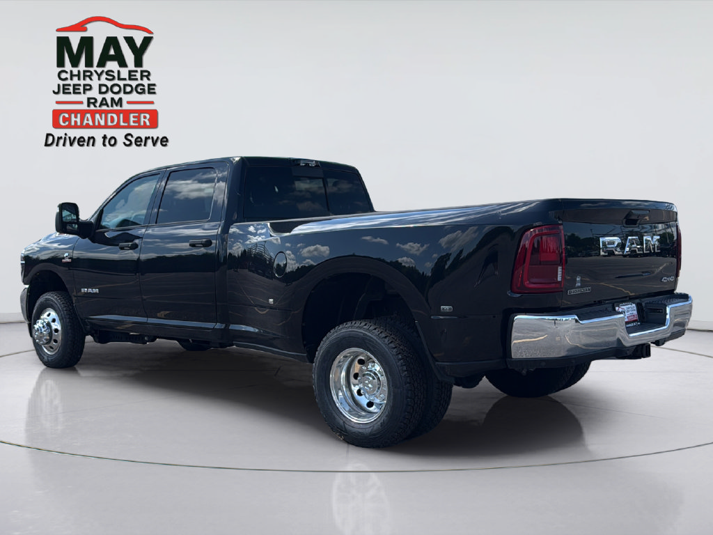 New 2026 RAM 3500 Big Horn AWD/4WD image 5