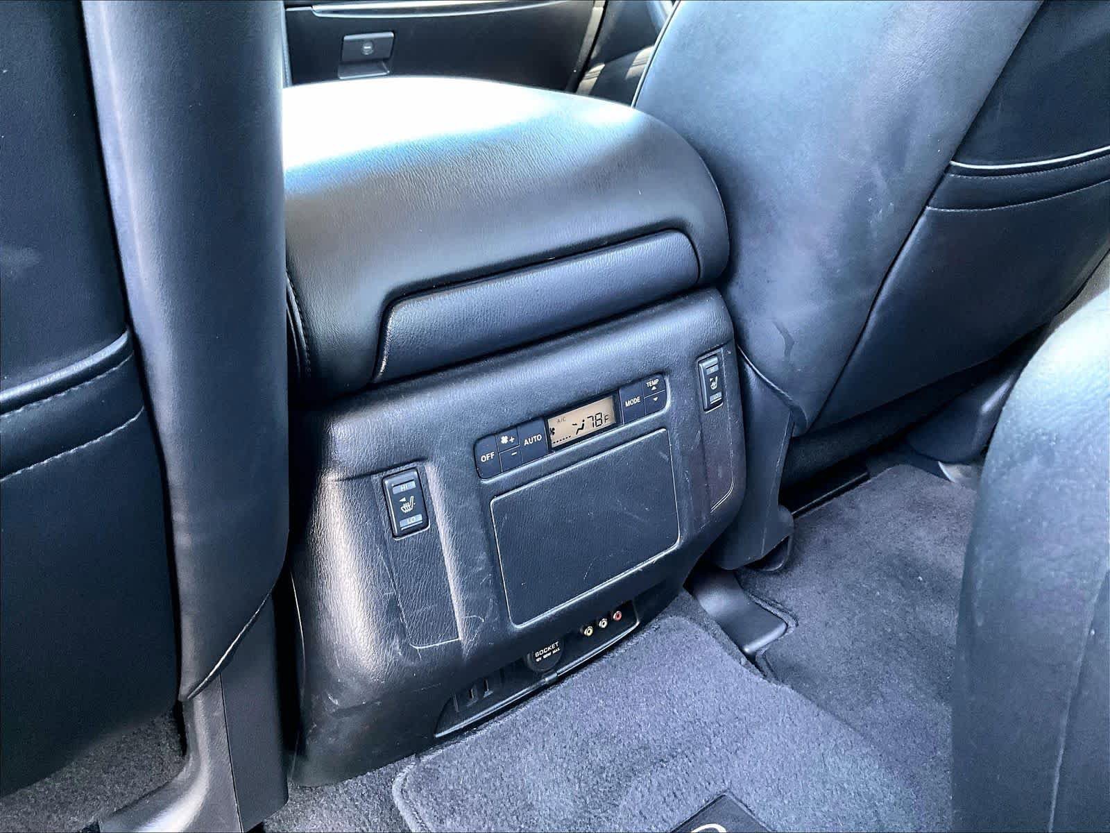 Used 2014 INFINITI QX80 2WD w/ Theater Package image 38