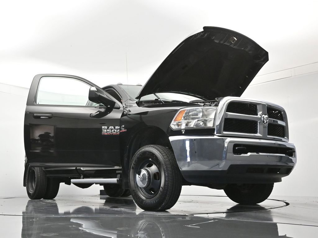 Used 2017 RAM 3500 Tradesman w/ Chrome Appearance Group AWD/4WD image 46