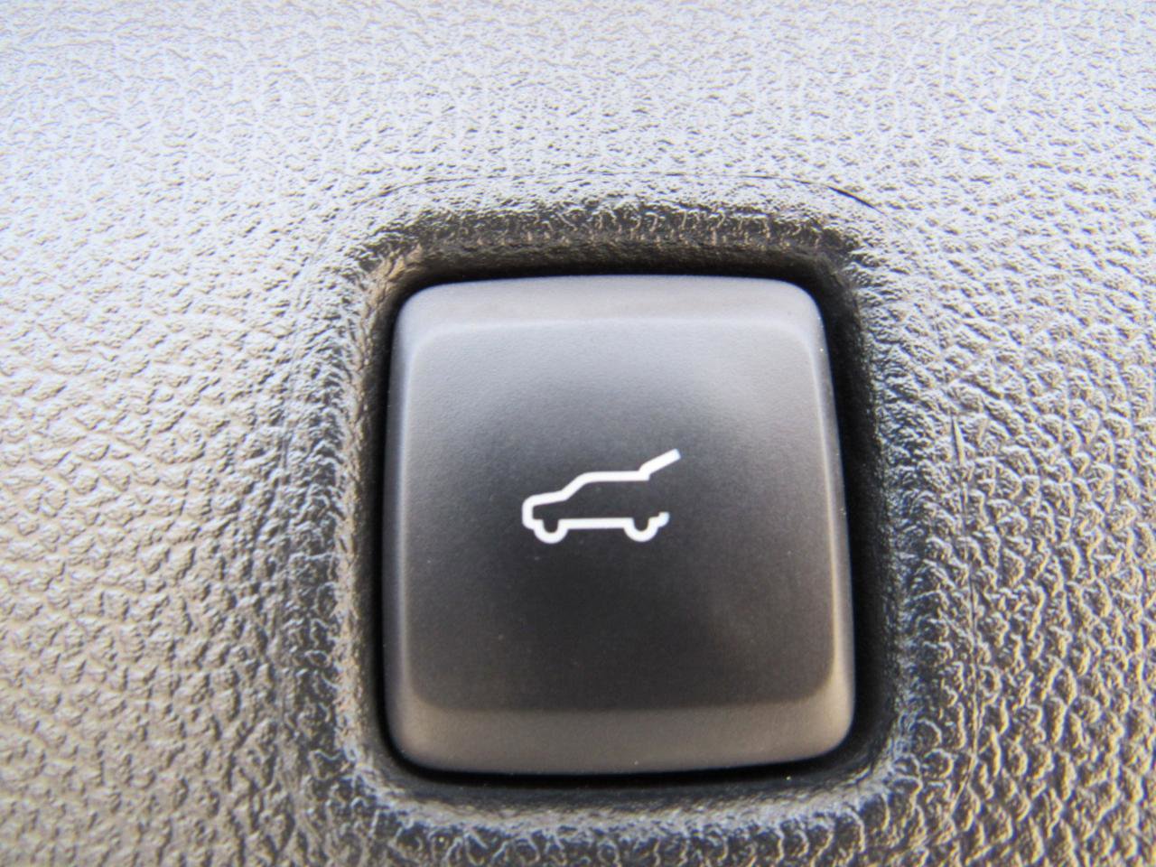 Used 2023 Ford Escape ST-Line w/ Tech Pack #1 AWD/4WD image 35