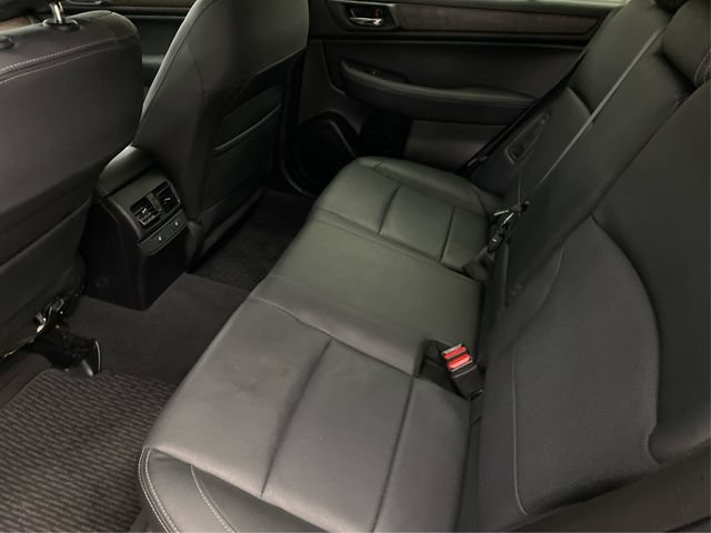 Used 2017 Subaru Outback 3.6R Limited AWD/4WD image 11