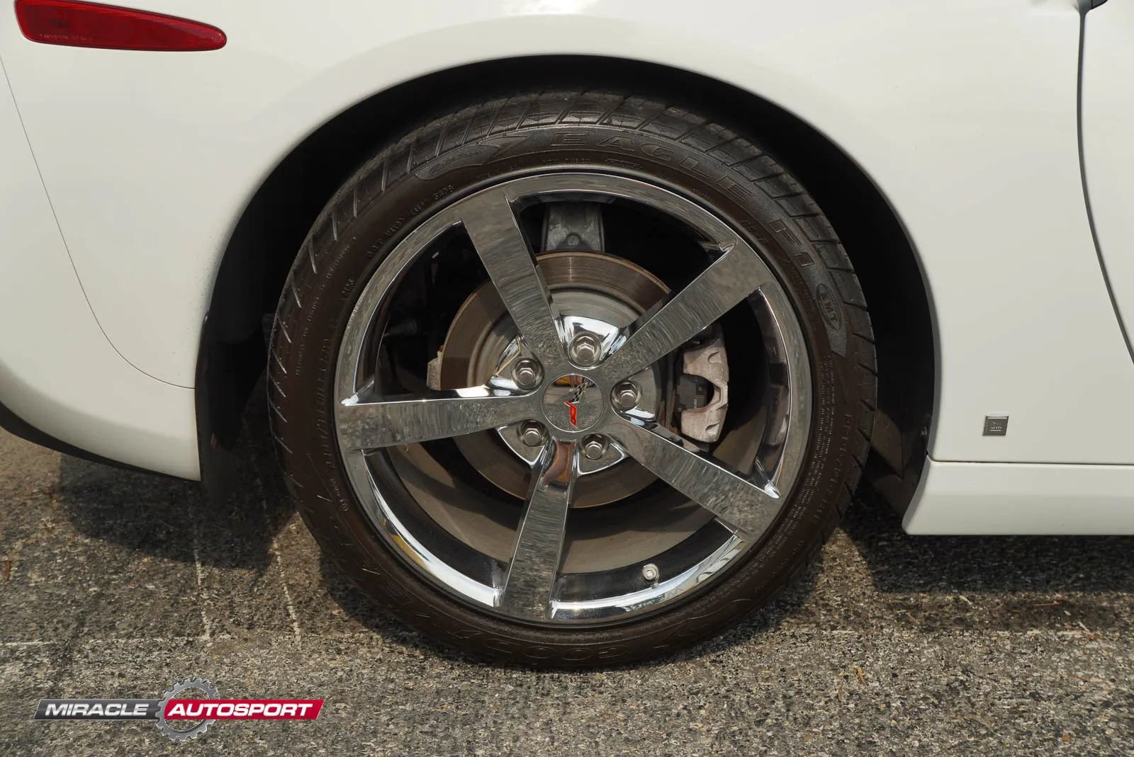 Used 2009 Chevrolet Corvette Convertible w/ Preferred Equipment Group RWD image 11