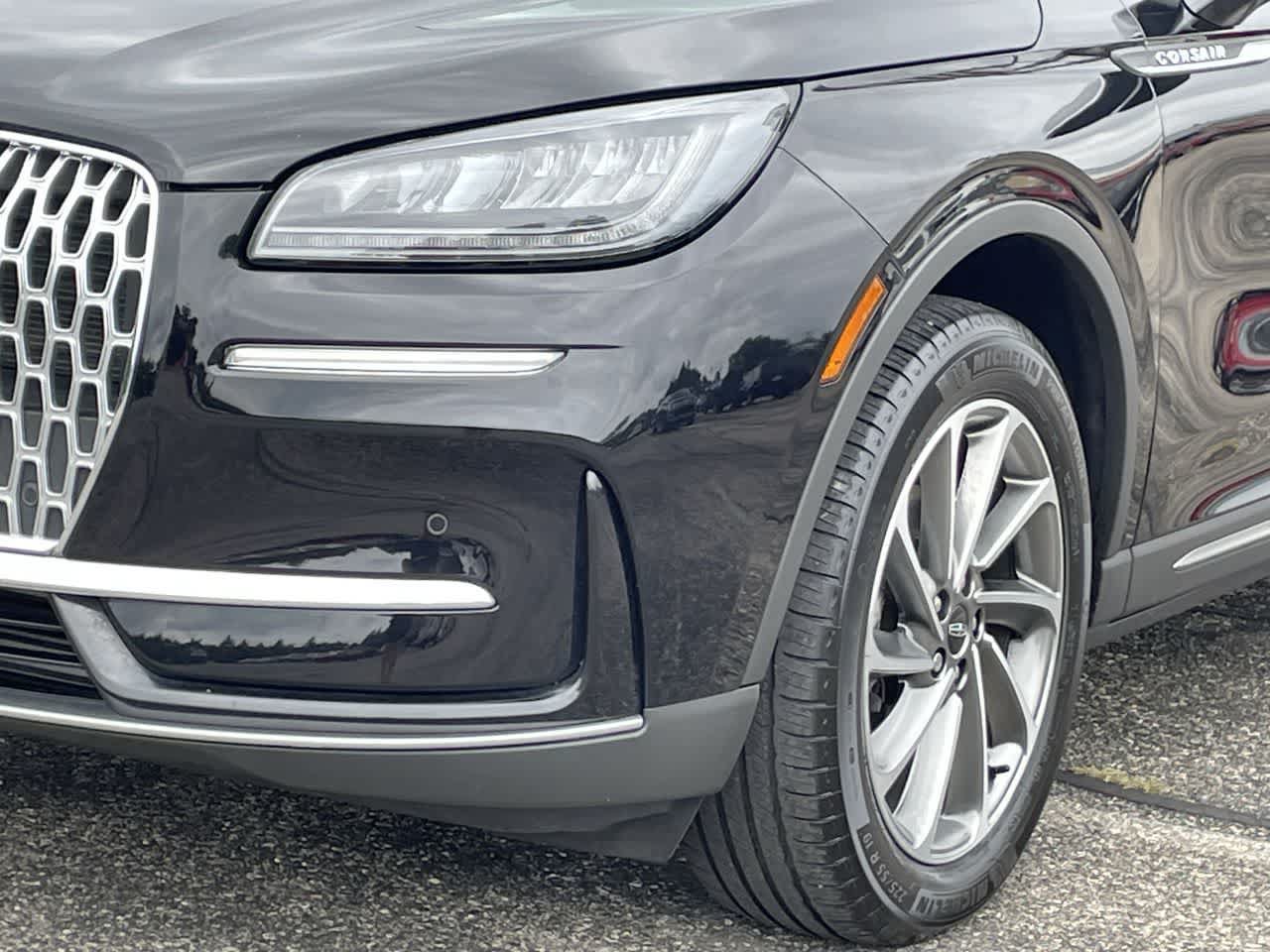 Used 2024 Lincoln Corsair AWD w/ Equipment Group 101A image 37