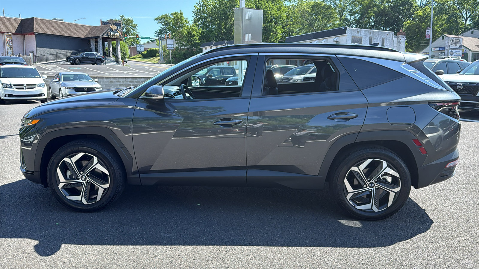 Used 2024 Hyundai Tucson Limited AWD/4WD image 4