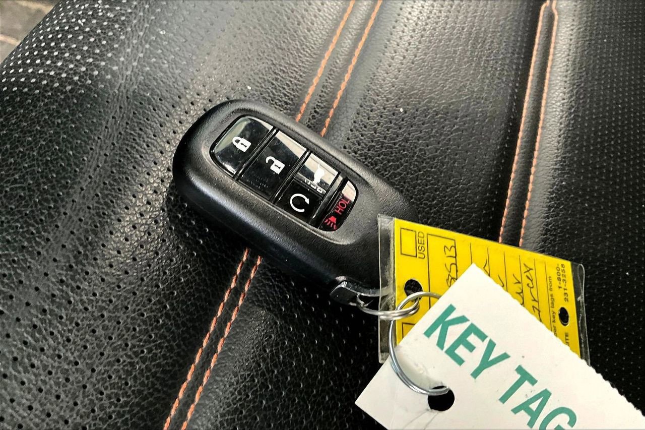 Used 2023 Honda CR-V Sport Touring image 19