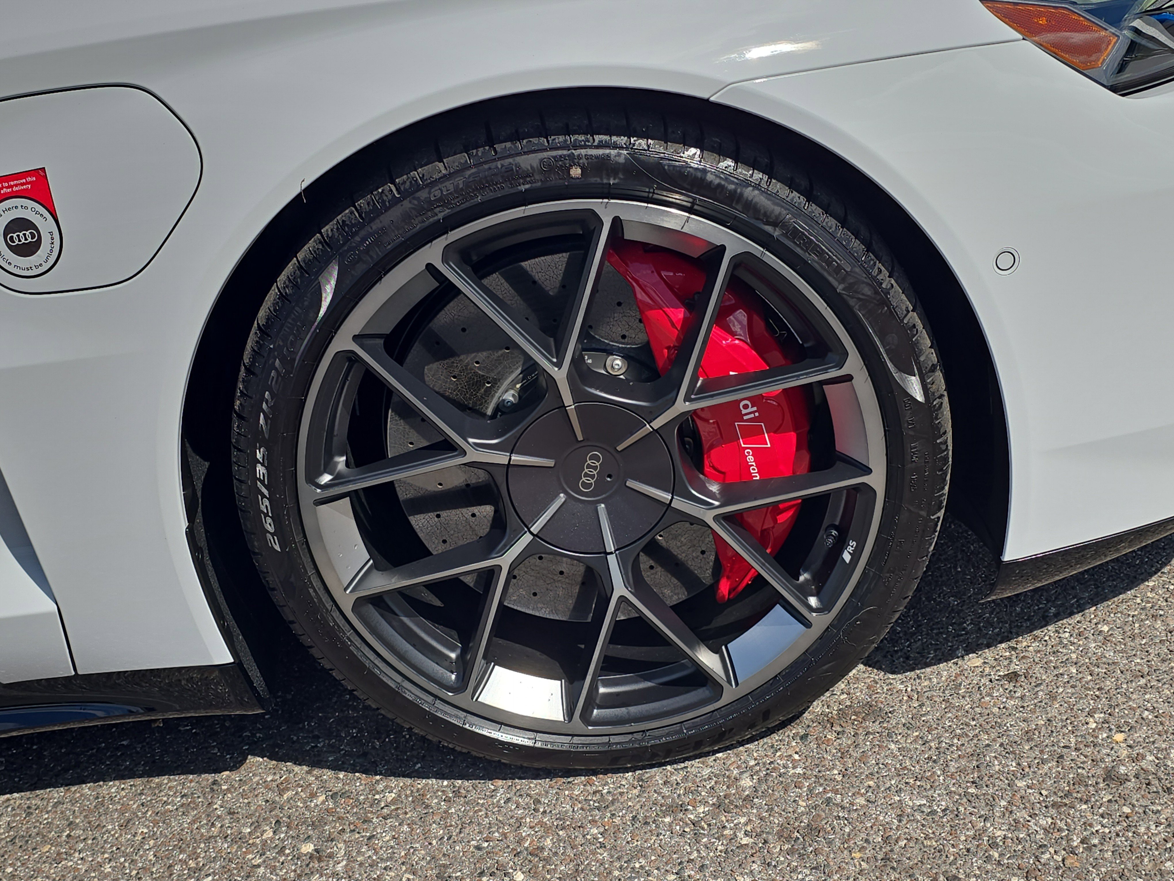 New 2026 Audi RS e-tron GT performance image 31