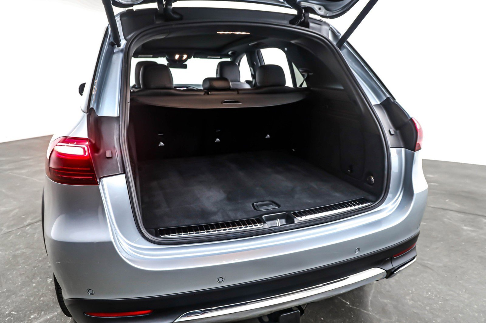 Certified 2025 Mercedes-Benz GLE 350 4MATIC image 23