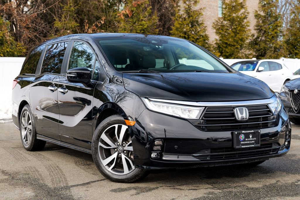 Used 2023 Honda Odyssey Touring image 2