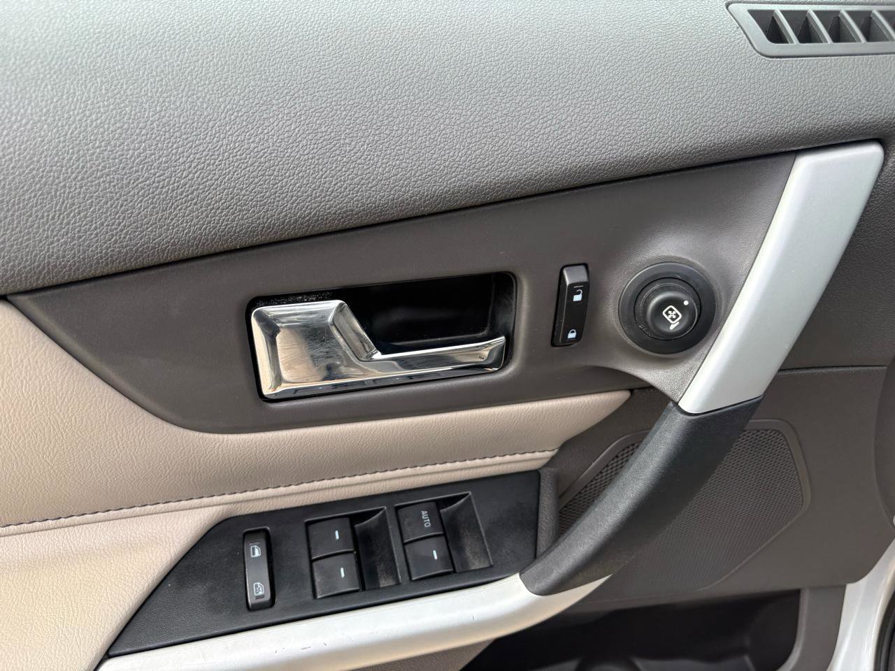 Used 2012 Ford Edge SEL image 21