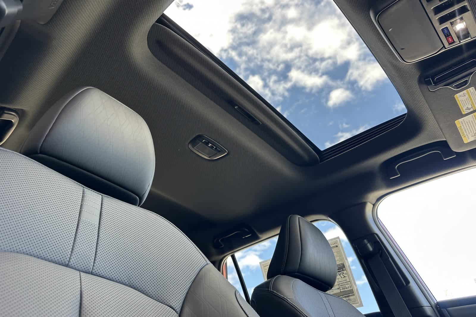 New 2026 Subaru Outback Touring AWD/4WD image 18