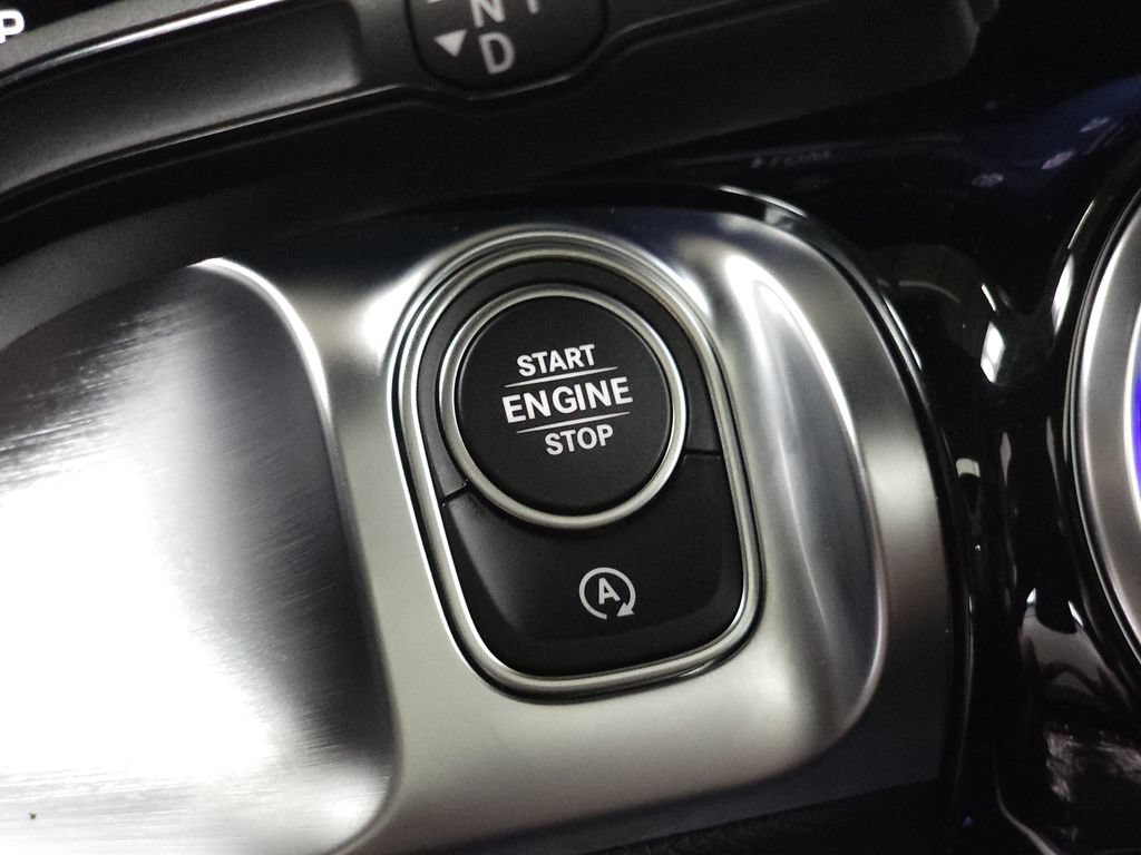 Certified 2026 Mercedes-Benz GLB 250 4MATIC image 16
