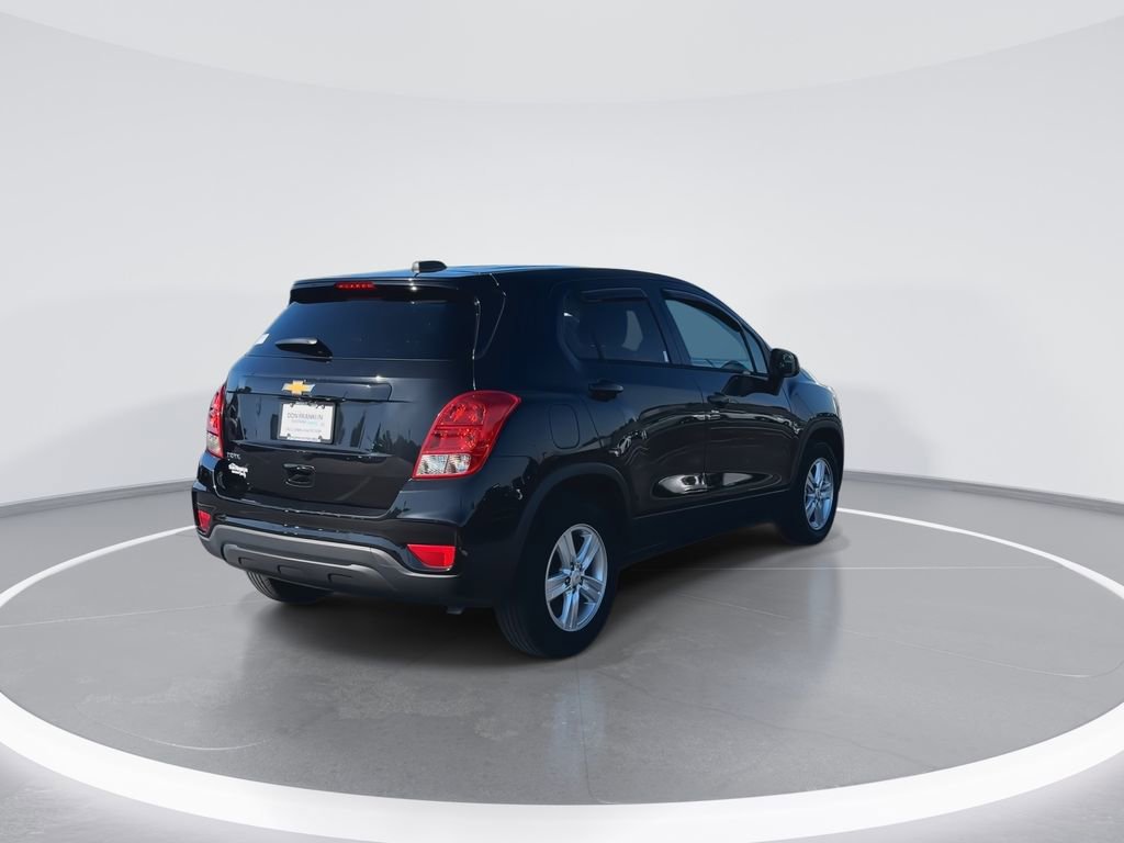 Used 2020 Chevrolet Trax LS w/ Tint and Cruise Package FWD image 8