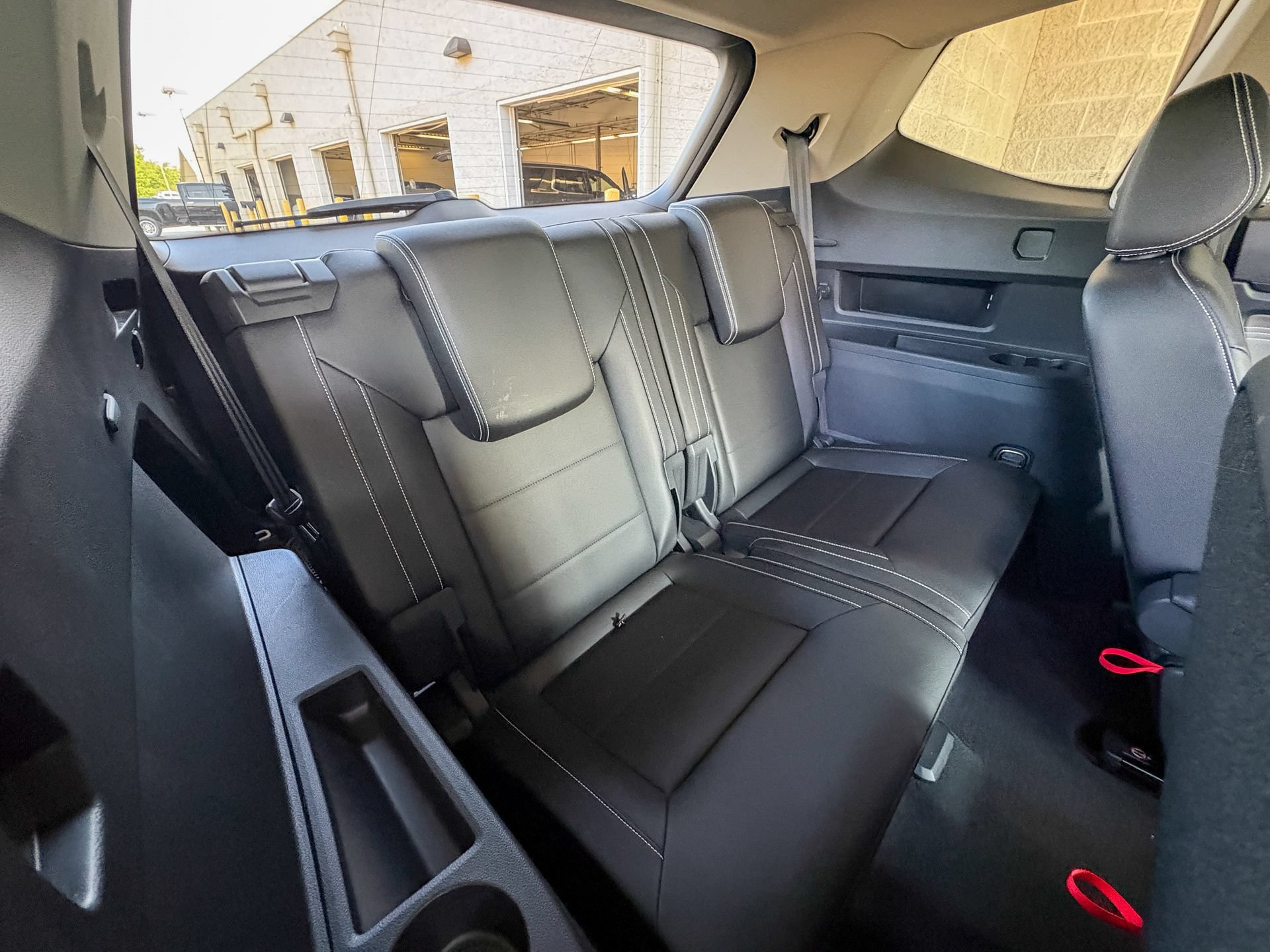 Used 2023 Volkswagen Atlas SE w/ Panoramic Sunroof Package FWD image 30