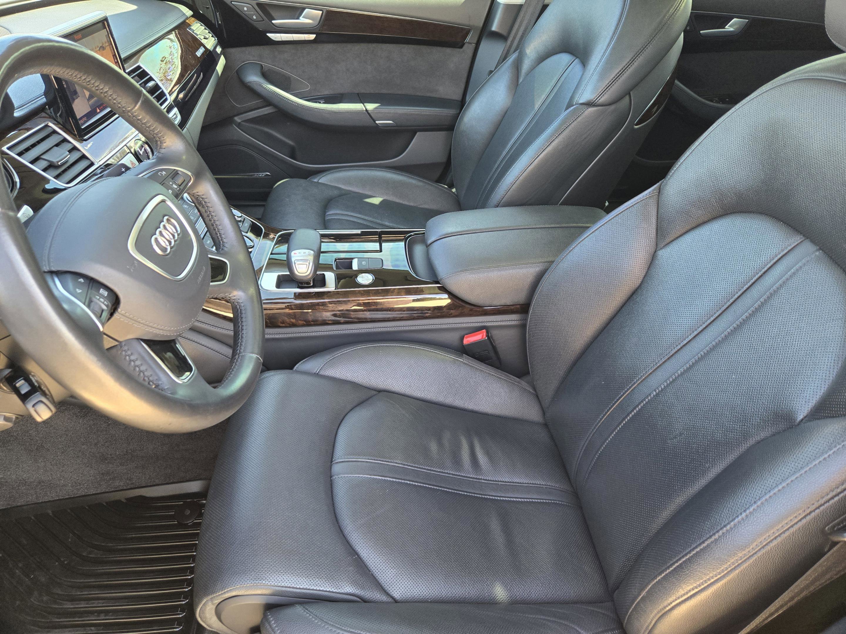 Used 2015 Audi A8 L 4.0T w/ Premium Package image 21